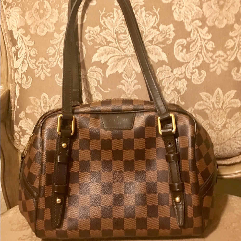 Louis Vuitton speedy purse
